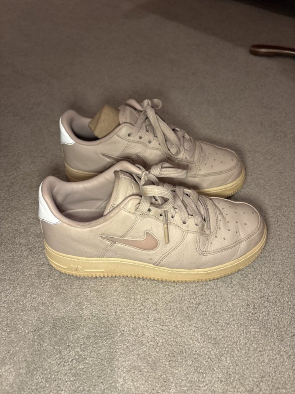 Nike Air Force 1 Low White Sneakers Classic Lace Up Women Casual Athletic Shoes